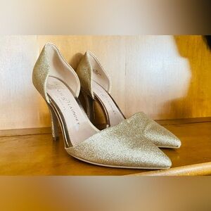 Chinese Laundry Gold Glitter Heels